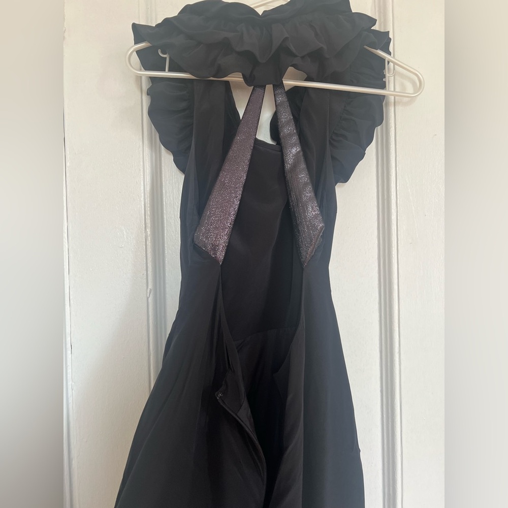 Wayne black silk maxi dress size 6 with ruffle neckline - Picture 2 of 6